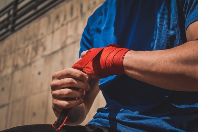 bruised knuckles from fighting